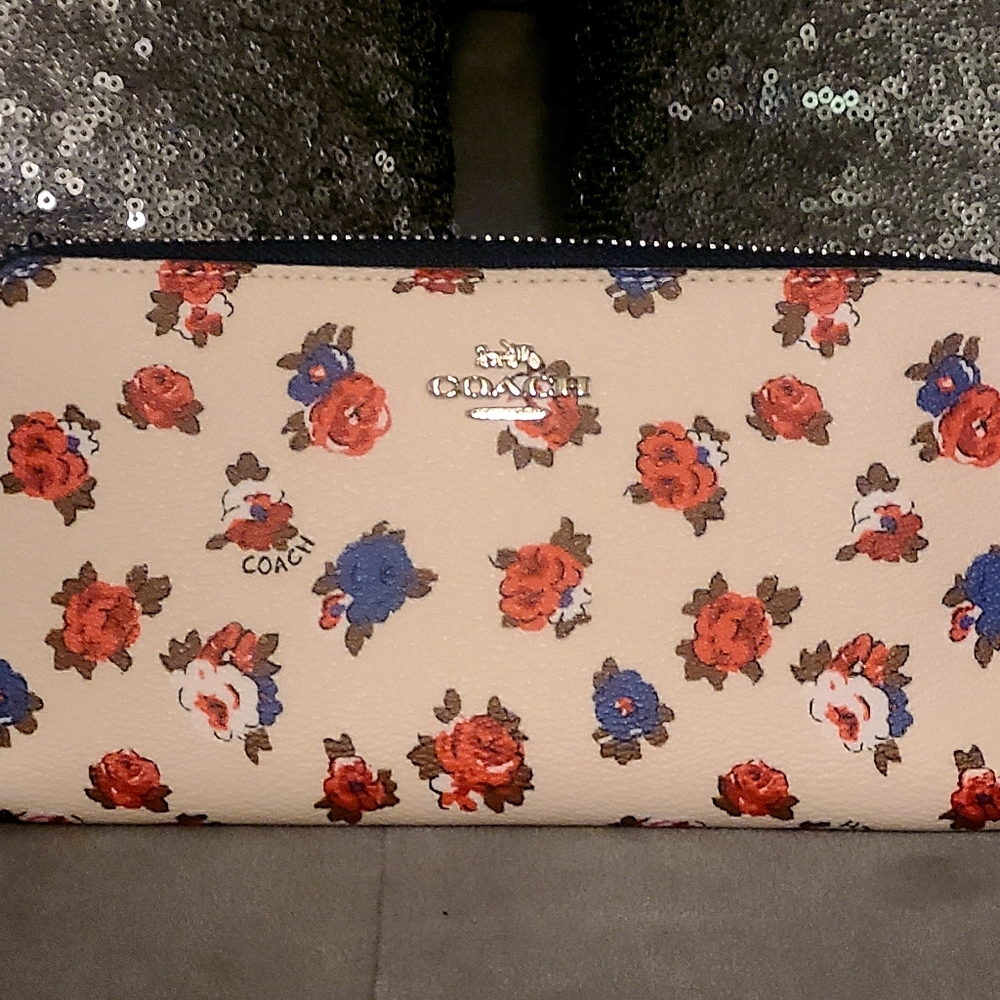 Coach Tea Flowered Zippered Wallet